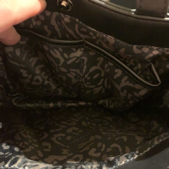 Jessica Simpson Black Leather purse with L/Bow. New - Picture 8 of 12